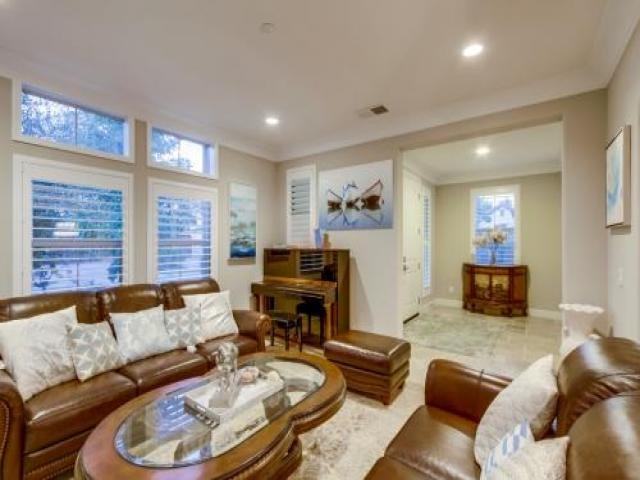 6313 Sagebrush Bend Way - Photo 3 of 6