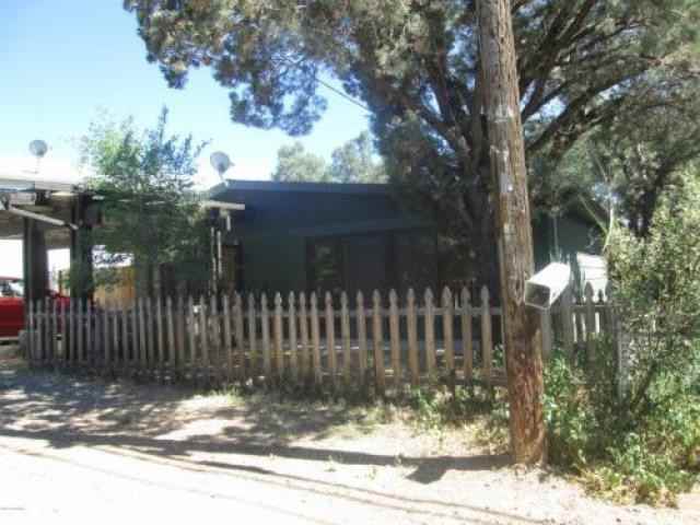 491 Juniper Dr - Photo 2 of 6