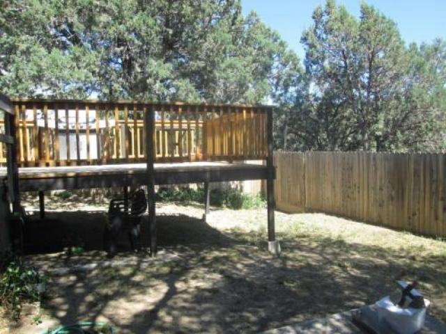 491 Juniper Dr - Photo 3 of 6