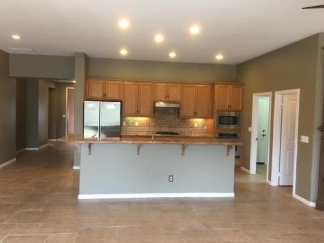 2545 Elliot St - Photo 2 of 5