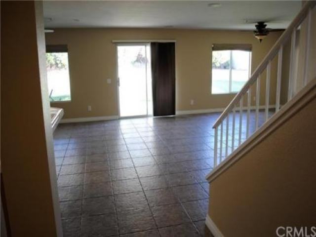 15230 Yeager Ave - Photo 3 of 6