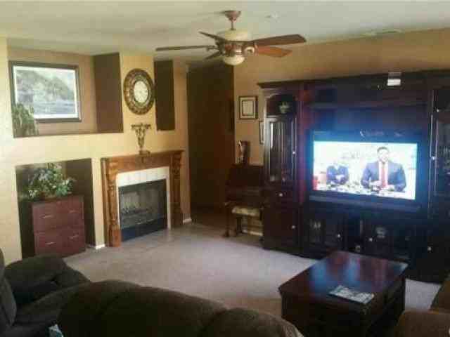 15242 Moffet Ave - Photo 3 of 6