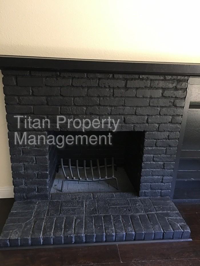 2154 55th Ave - Photo 3 of 7