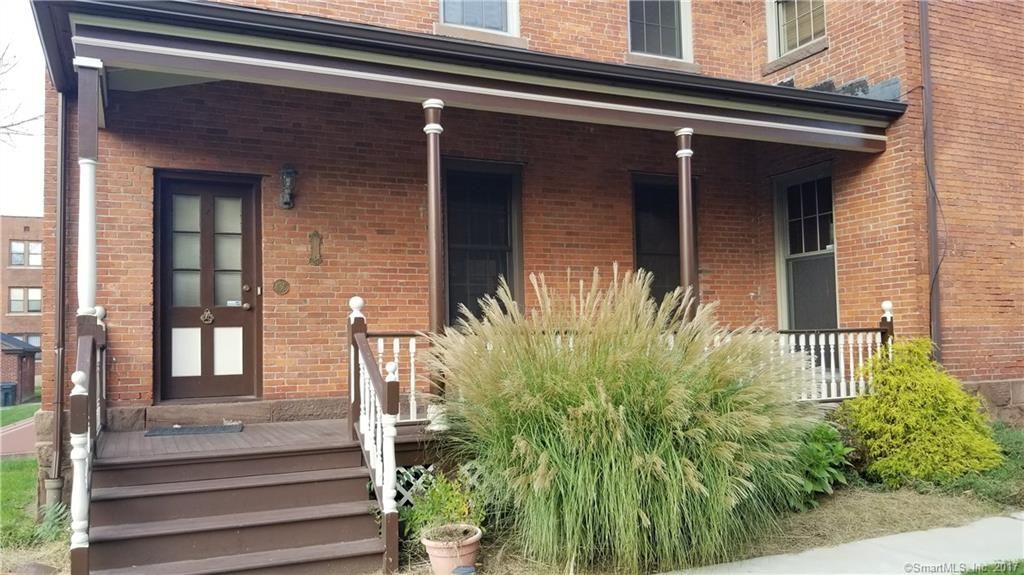 43 Congress St #C - Photo 3 of 28