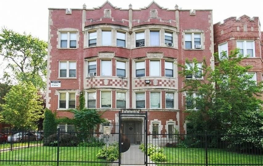 7801 S Saginaw Apartments for Rent in South Shore, Chicago  