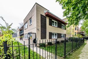 featured image of 7927 S Ellis Ave