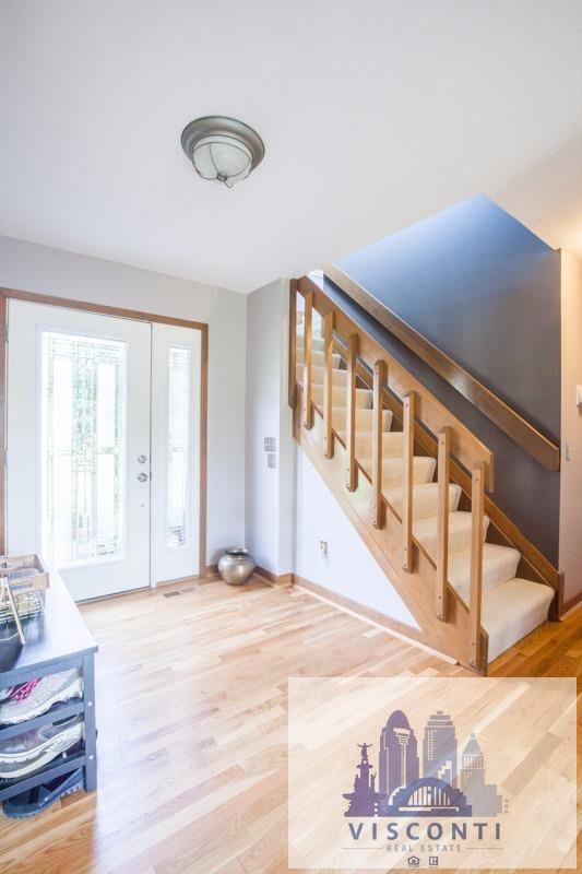 7228 Camargo Woods Drive - Photo 2 of 25