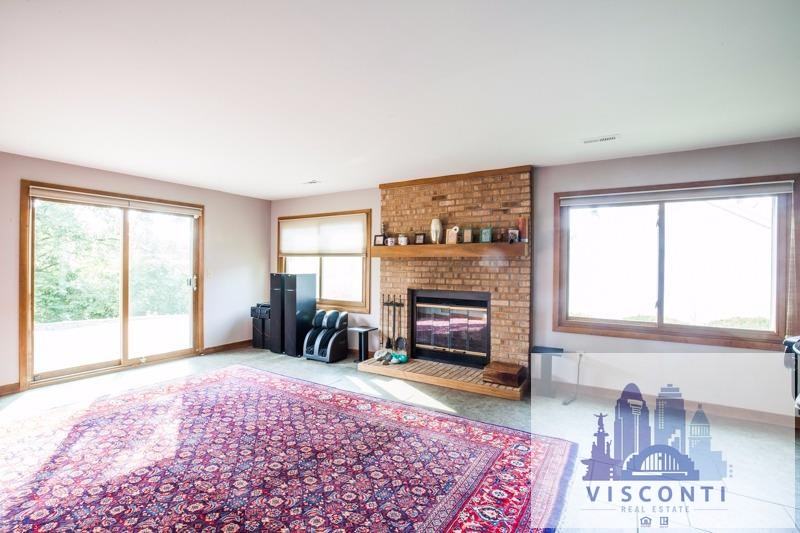 7228 Camargo Woods Drive - Photo 3 of 25