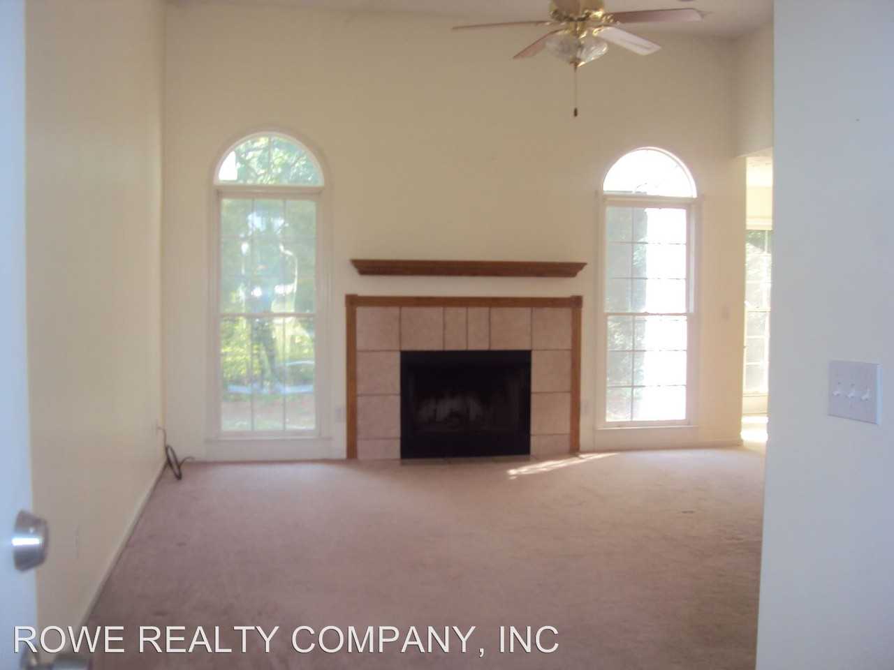 37 Powell Dr - Photo 2 of 5