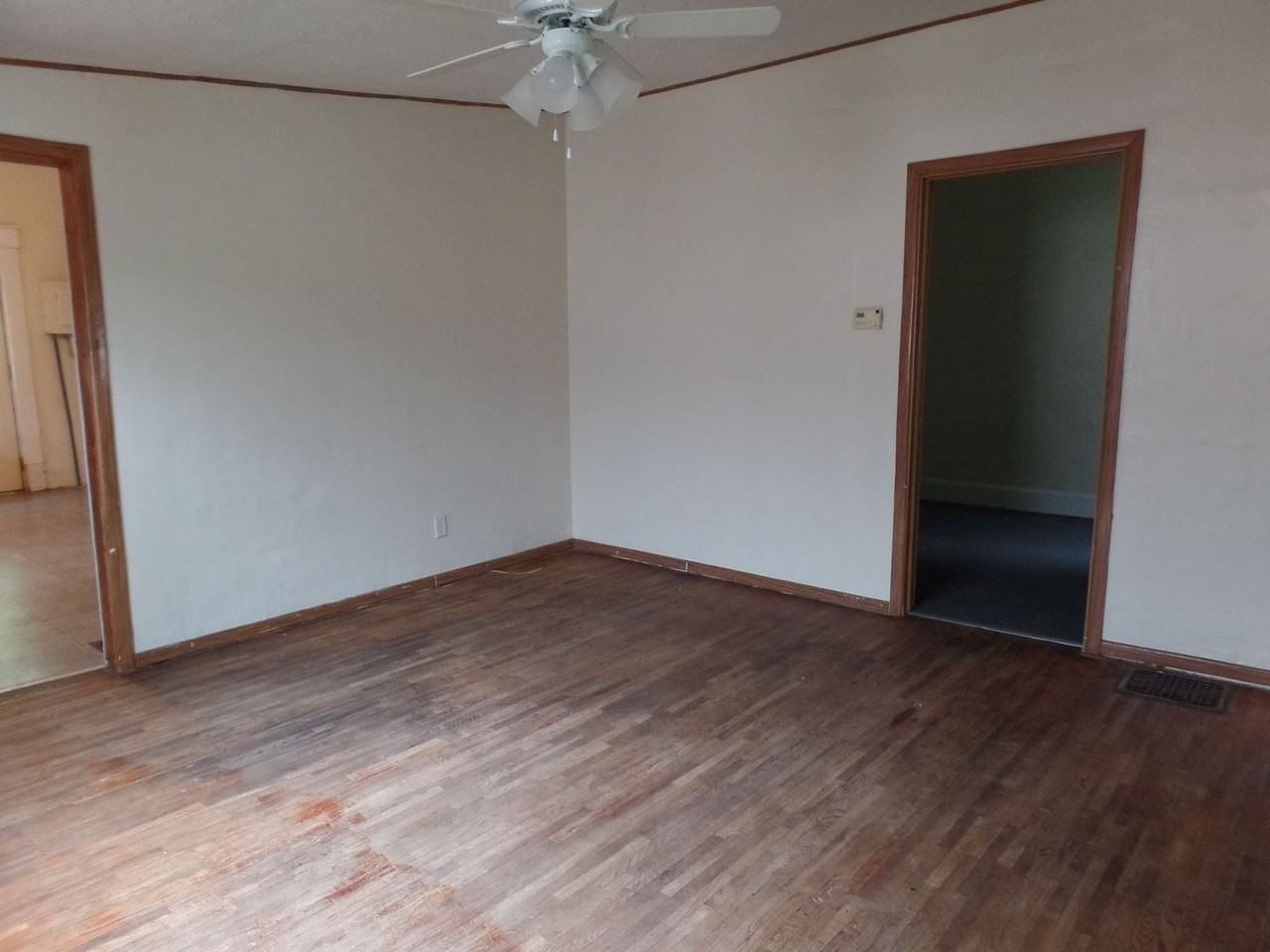 2341 Liberty Ave - Photo 3 of 6