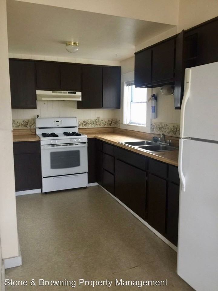 118 Seminary St - Photo 3 of 12