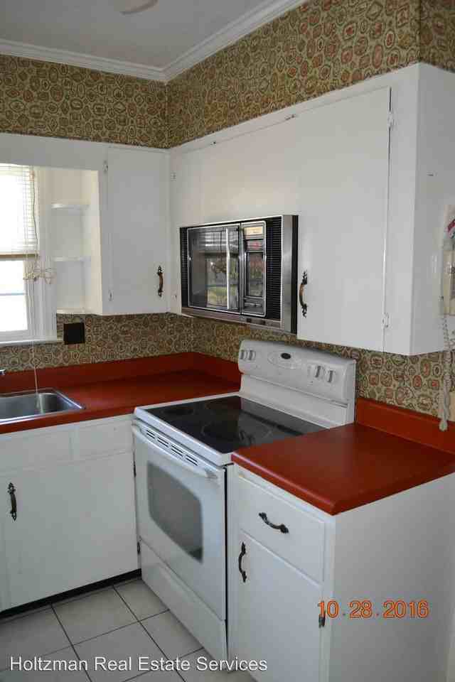 106 E Hendry St - Photo 3 of 19