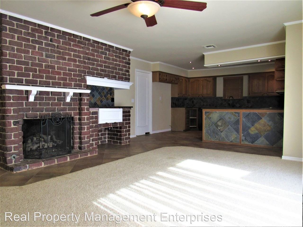 4900 NW 31st St - Photo 2 of 29