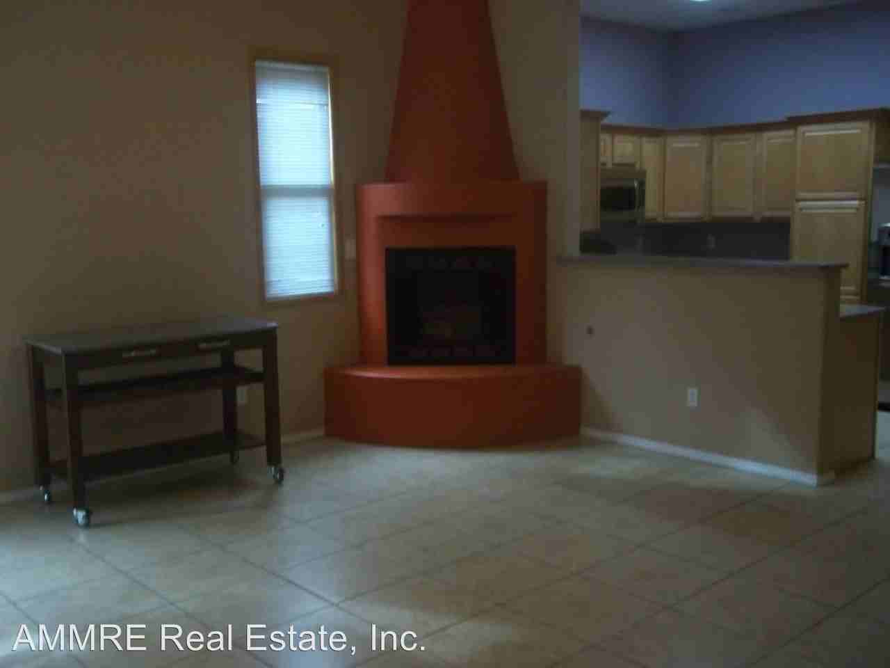 800 Bradbury Dr SE - Photo 2 of 9