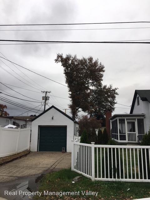 4115 Noyes Ave - Photo 3 of 25