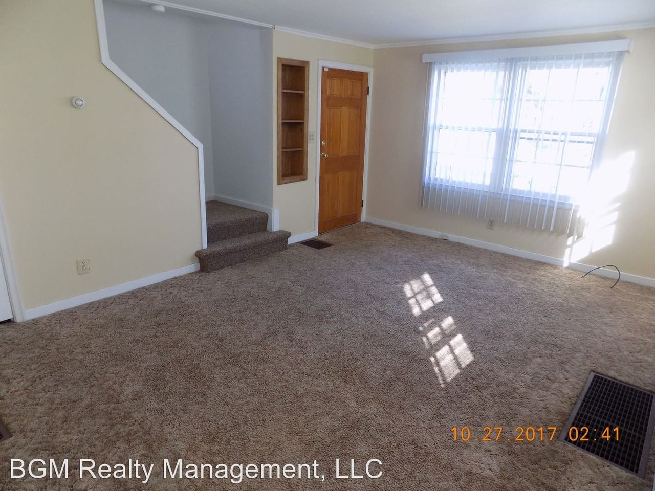 808 Adams St - Photo 2 of 8