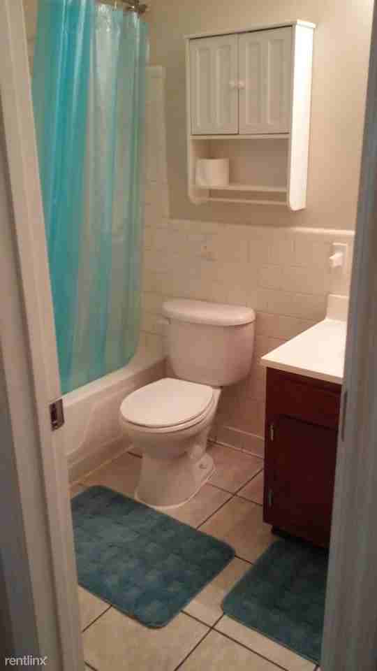 2020 Continental Ave 240 - Photo 3 of 10