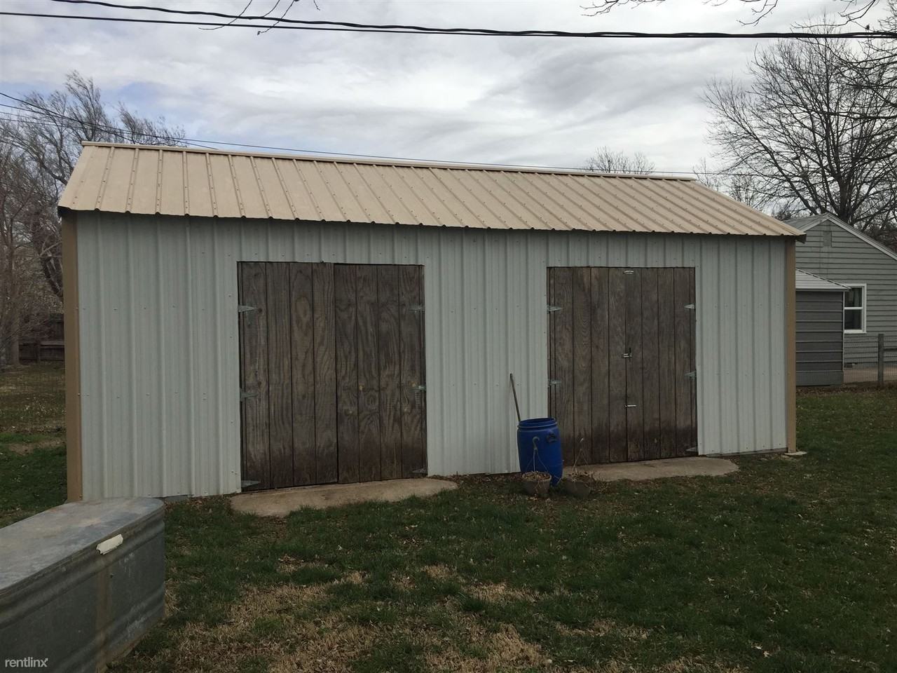 218 Stevens Ave - Photo 3 of 10