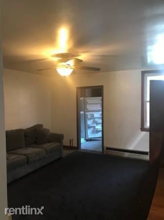 1909 Wrights Way - Photo 2 of 5