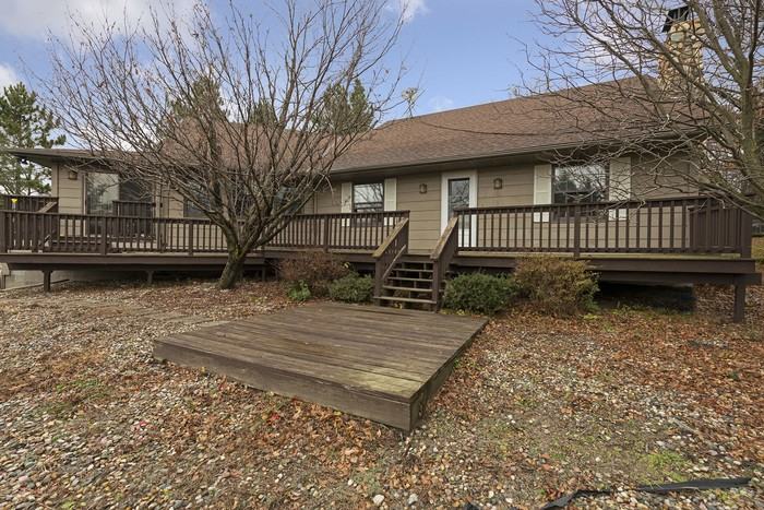 7130 381st Cir #0 - Photo 3 of 34