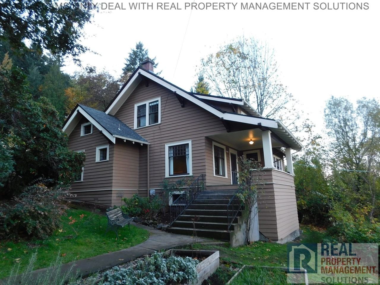 10035 NW Wilark Ave - Photo 2 of 29