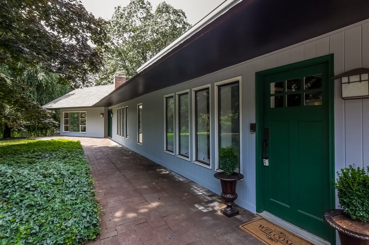 392 Jinny Hill Rd - Photo 3 of 31