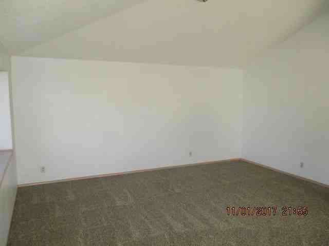 1554 Raphael Cir - Photo 3 of 14