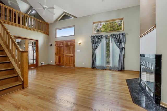 13731 92nd Ave - Photo 2 of 10