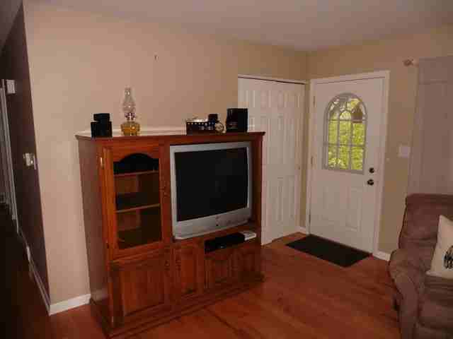 1008 W Elder Ave - Photo 3 of 14