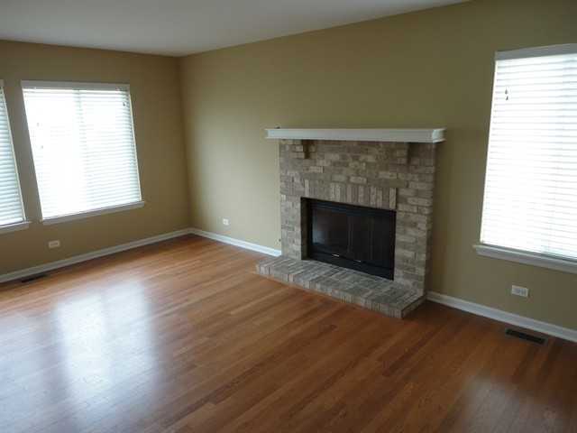 220 Kristen St - Photo 3 of 9