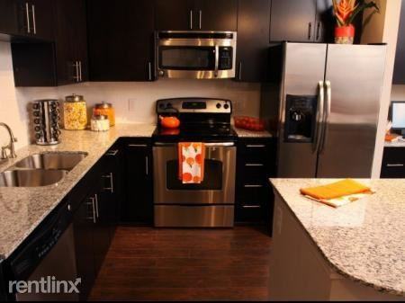 4200 Broadway Ave - Photo 2 of 12