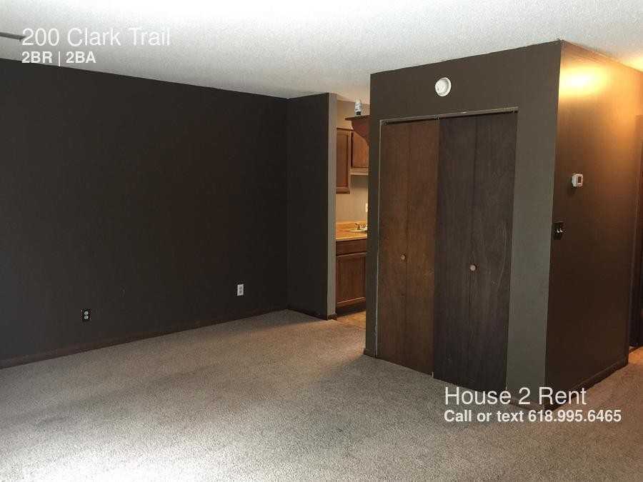 200 E Clark Trail - Photo 2 of 6