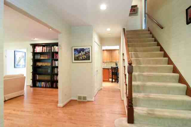 1611 Wilmot Ln - Photo 2 of 22