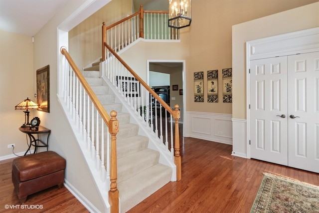 784 Porter Cir - Photo 2 of 16