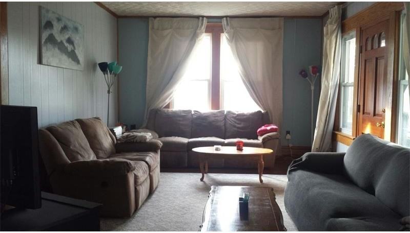 244 Elm St - Photo 3 of 11