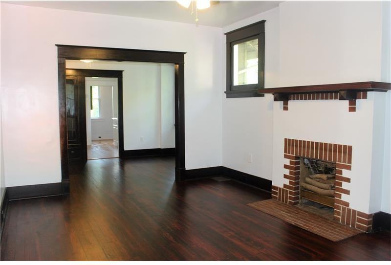 902 S Park Ave - Photo 3 of 22