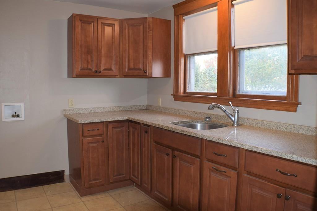 15A B Hamilton St #b - Photo 3 of 16