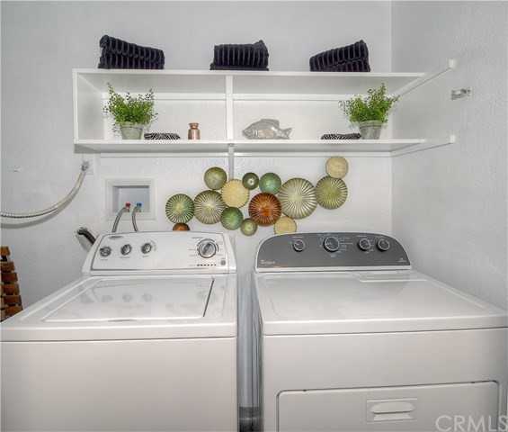 21 Sea Island Dr - Photo 2 of 42