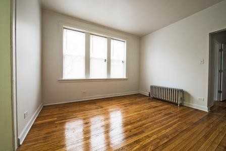 701 S Karlov Ave - Photo 2 of 5