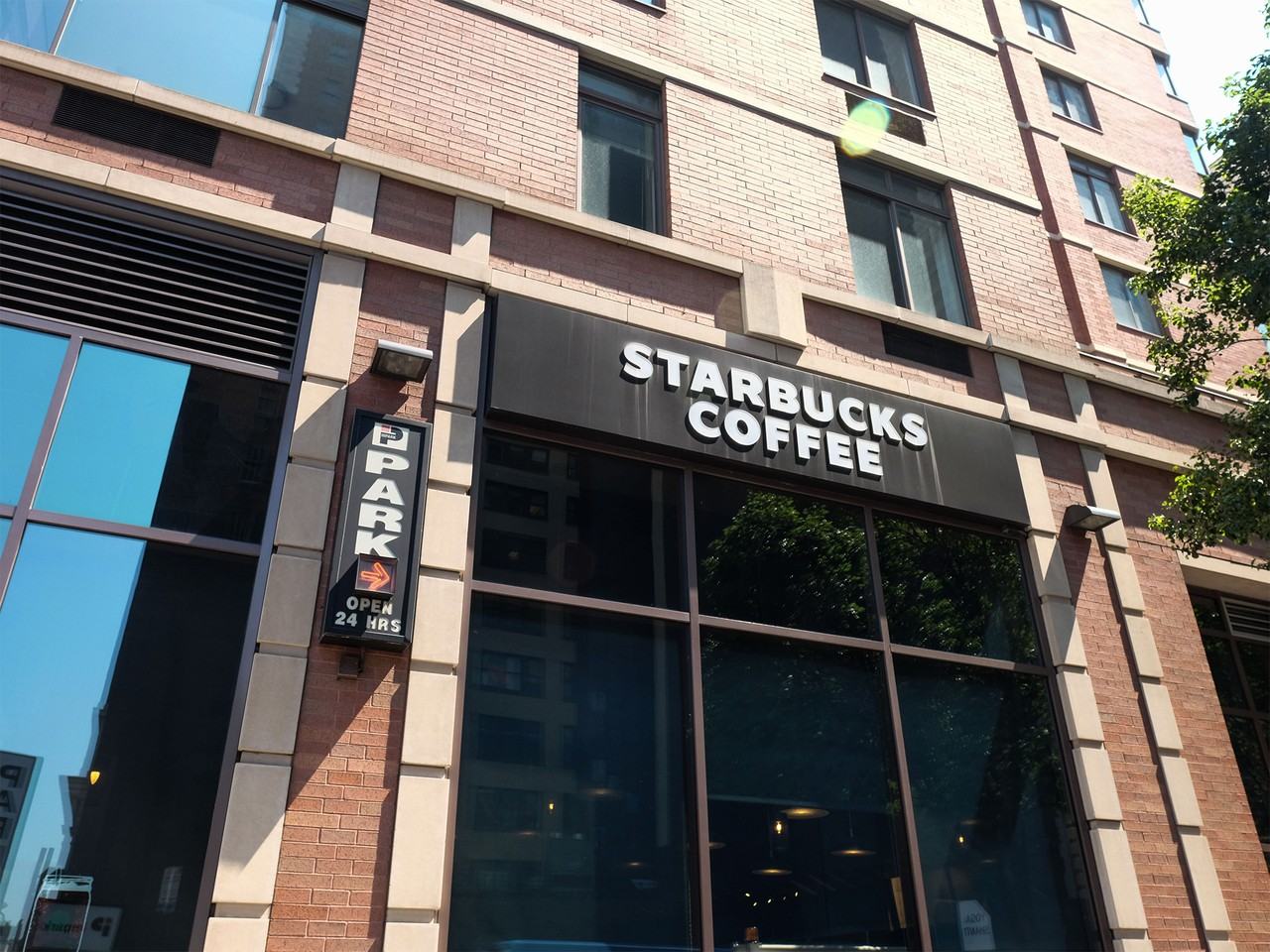 144 W 23rd Street - Photo 4 of 6