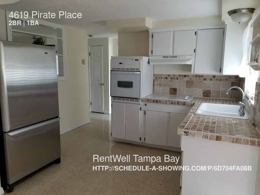 4619 Pirate Pl - Photo 2 of 3