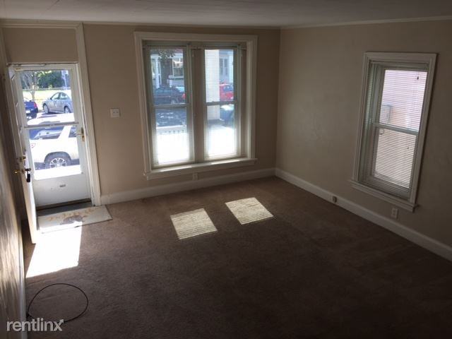 137 Herman Ave - Photo 2 of 12