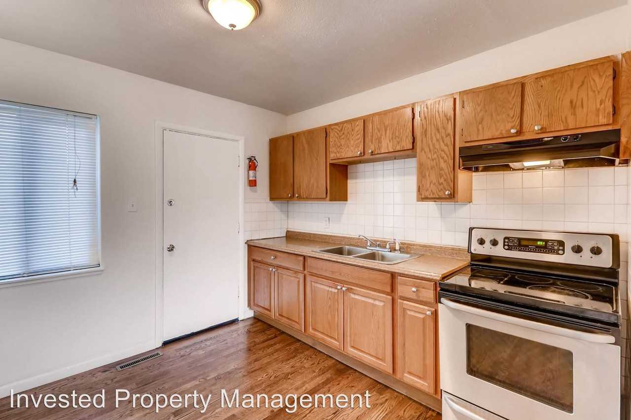 3326-3330 Cook St - Photo 3 of 11