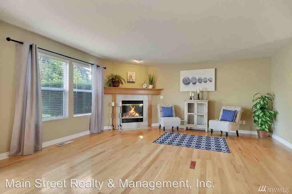 10106 201st Ave Ct E - Photo 3 of 13