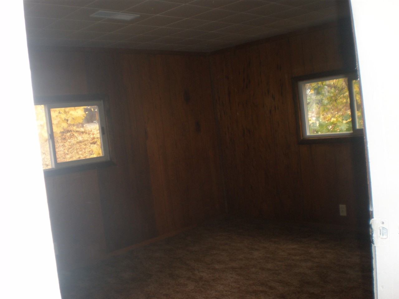 325 West Park Avenue - Photo 2 of 7