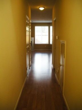 2746 Comet St - Photo 2 of 22