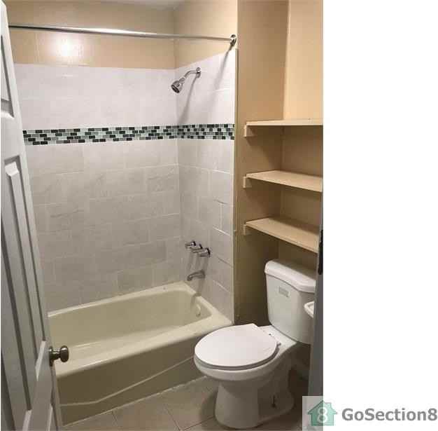 1626 Crosslynne Ave - Photo 2 of 7