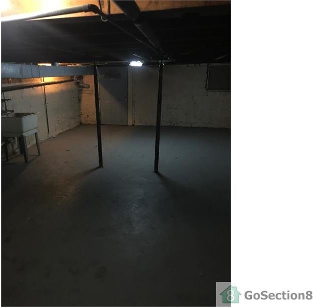 1626 Crosslynne Ave - Photo 3 of 7