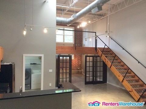 174 Chester Ave SE - Photo 2 of 24