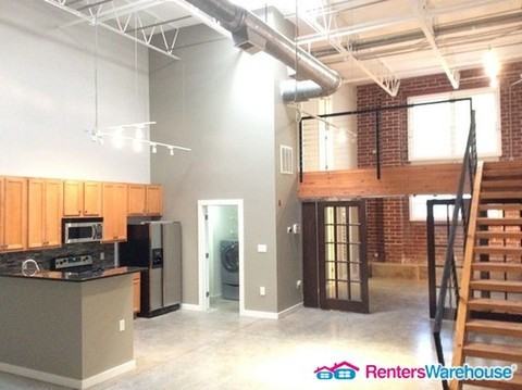 174 Chester Ave SE - Photo 3 of 24